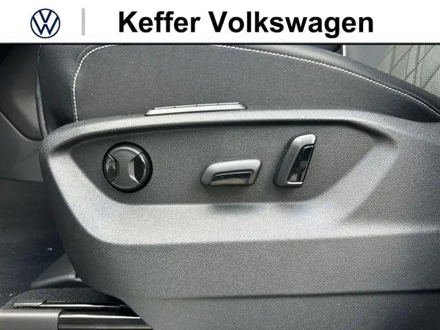 2026 Volkswagen Atlas SEL Premium R-Line