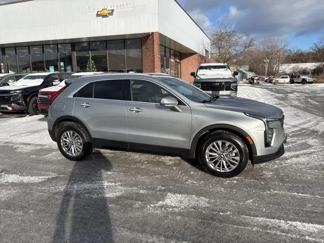 2024 Cadillac XT4 AWD Premium Luxury