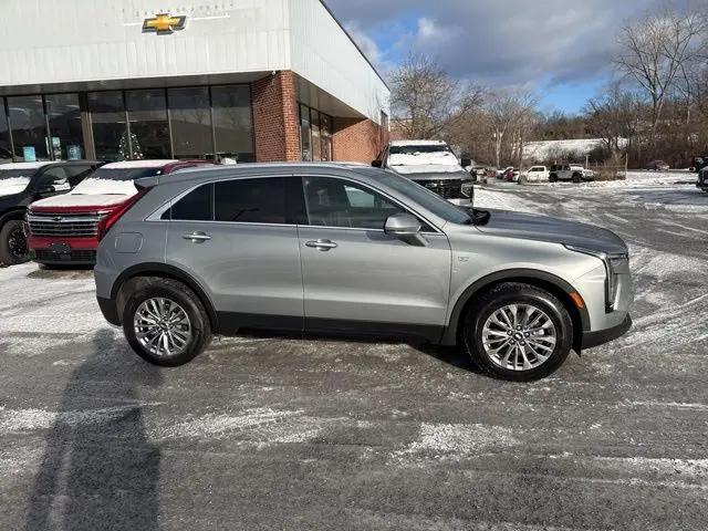 2024 Cadillac XT4 AWD Premium Luxury