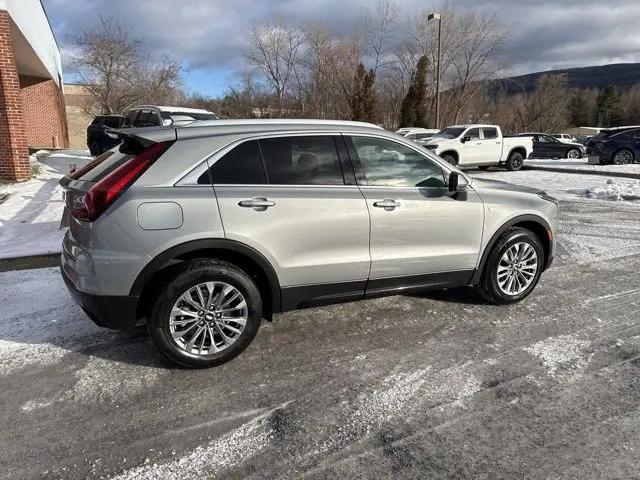 2024 Cadillac XT4 AWD Premium Luxury
