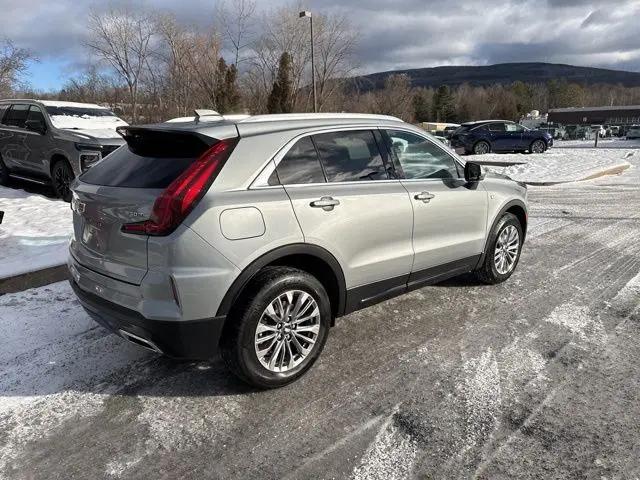 2024 Cadillac XT4 AWD Premium Luxury