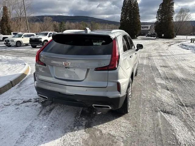 2024 Cadillac XT4 AWD Premium Luxury