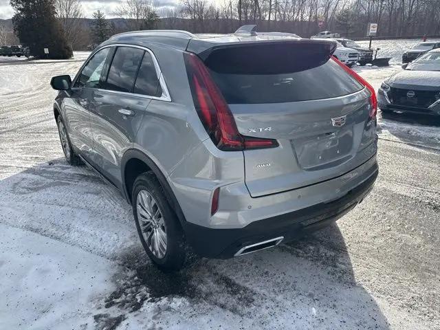 2024 Cadillac XT4 AWD Premium Luxury