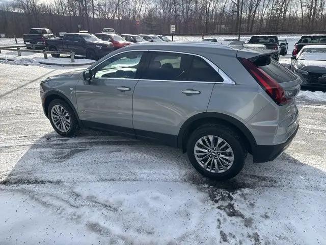 2024 Cadillac XT4 AWD Premium Luxury