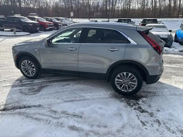 2024 Cadillac XT4 AWD Premium Luxury