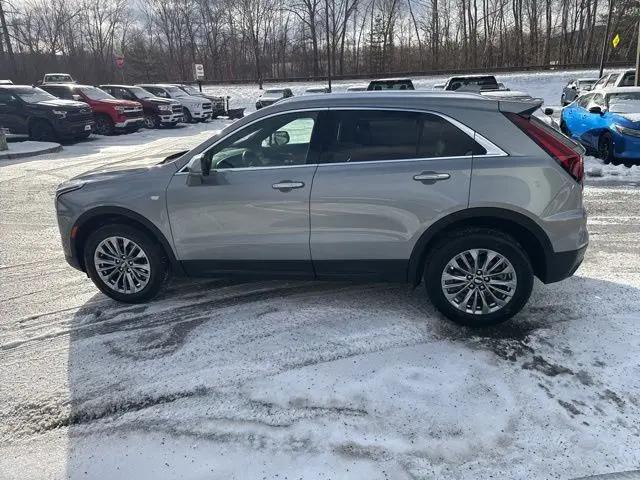 2024 Cadillac XT4 AWD Premium Luxury