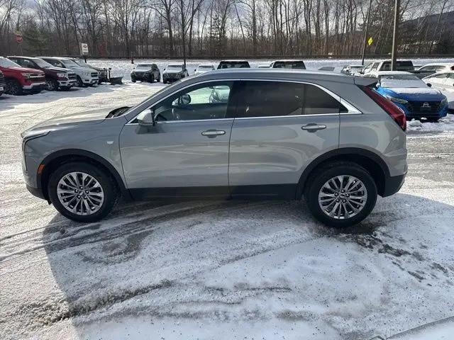 2024 Cadillac XT4 AWD Premium Luxury
