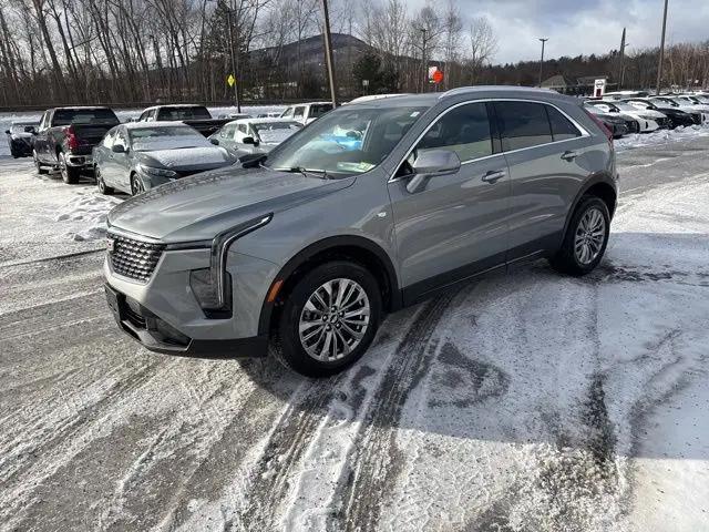 2024 Cadillac XT4 AWD Premium Luxury