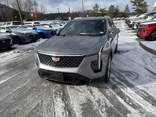 2024 Cadillac XT4 AWD Premium Luxury