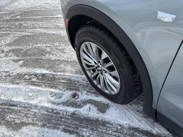 2024 Cadillac XT4 AWD Premium Luxury