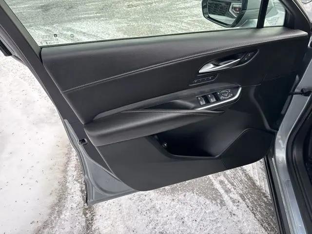 2024 Cadillac XT4 AWD Premium Luxury