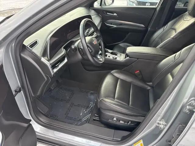 2024 Cadillac XT4 AWD Premium Luxury