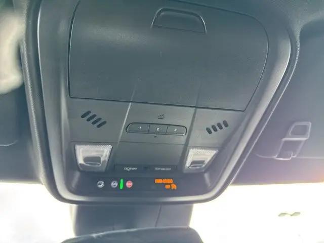 2024 Cadillac XT4 AWD Premium Luxury