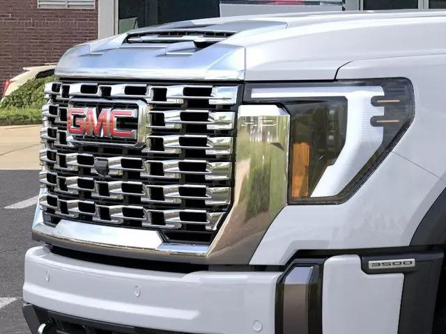 2026 GMC Sierra 3500HD Crew Cab, Long Bed, Denali Dual Rear Wheel, 4WD