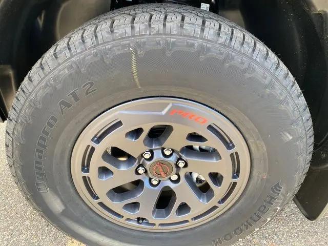 2026 Nissan Frontier Crew Cab PRO-4X 4x4