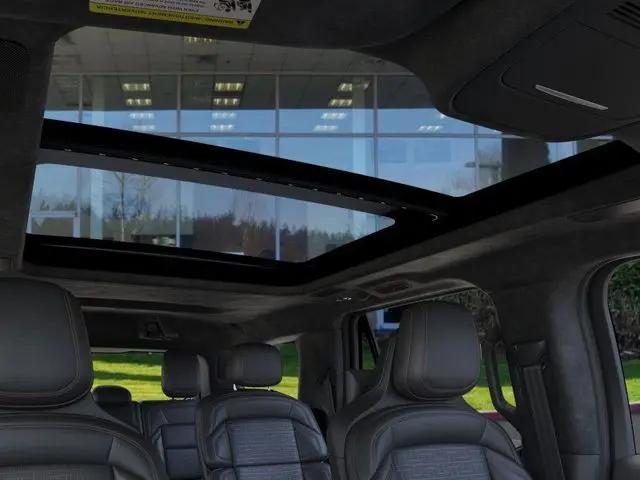 2025 Lincoln Navigator Black Label