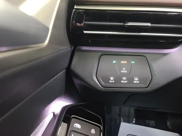 2025 Volkswagen ID.4 AWD Pro