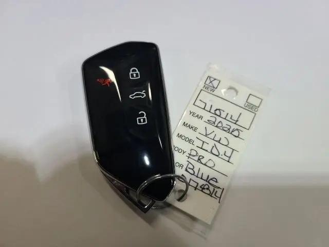 2025 Volkswagen ID.4 AWD Pro