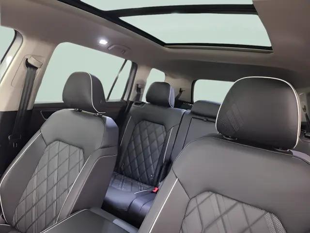 2026 Volkswagen Atlas SEL Premium R-Line