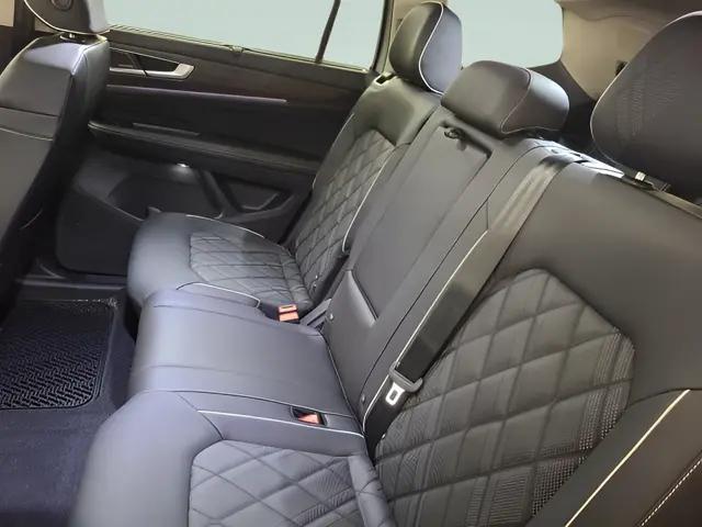2026 Volkswagen Atlas SEL Premium R-Line