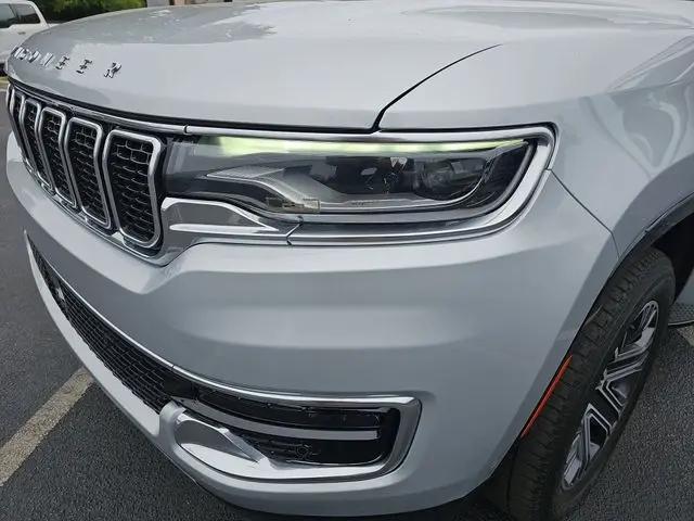2024 Jeep Wagoneer Series II 4x2