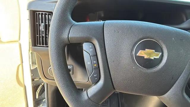 2024 Chevrolet Express Passenger RWD 3500 Extended Wheelbase LT