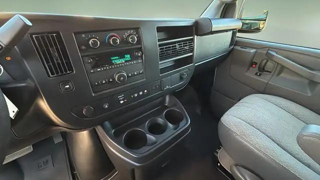 2024 Chevrolet Express Passenger RWD 3500 Extended Wheelbase LT