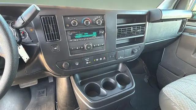 2024 Chevrolet Express Passenger RWD 3500 Extended Wheelbase LT