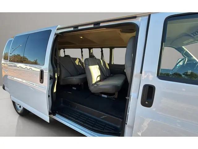 2024 Chevrolet Express Passenger RWD 3500 Extended Wheelbase LT