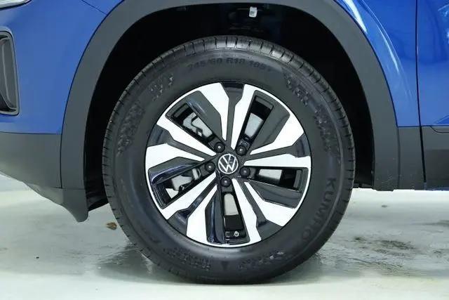 2026 Volkswagen Atlas Cross Sport SE