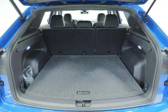 2026 Volkswagen Atlas Cross Sport SE