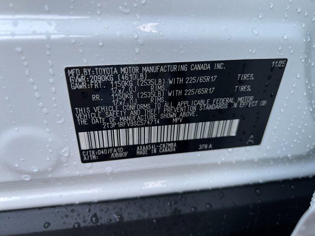 2025 Toyota RAV4 XLE
