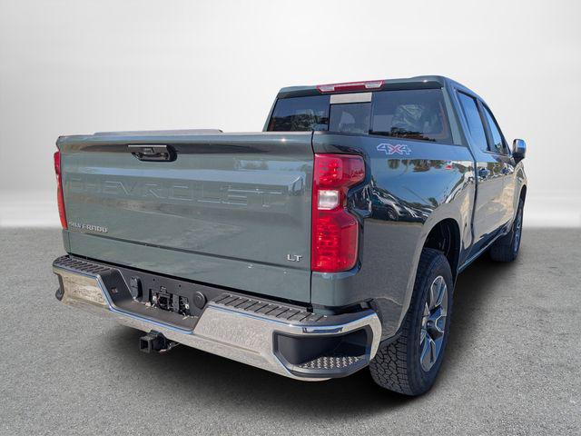 2026 Chevrolet Silverado 1500 4WD Crew Cab Standard Bed LT