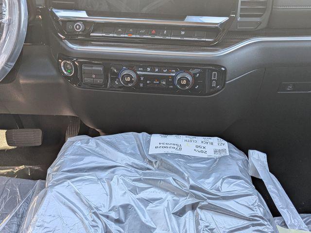 2026 Chevrolet Silverado 1500 4WD Crew Cab Standard Bed LT