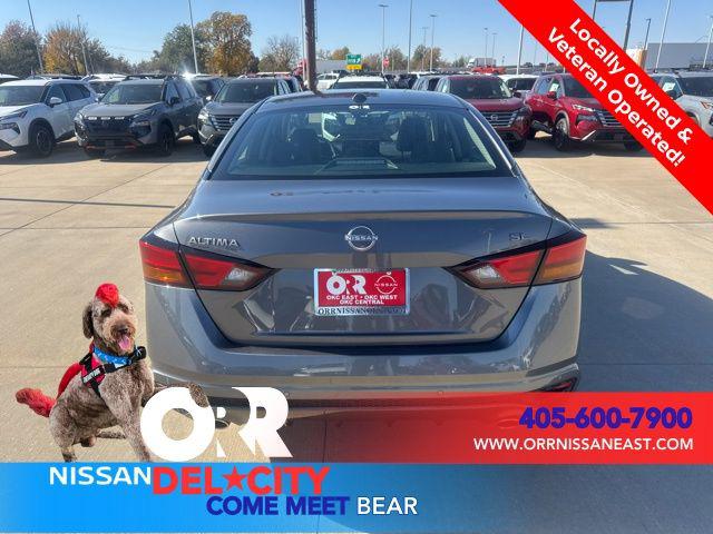 2025 Nissan Altima SL FWD