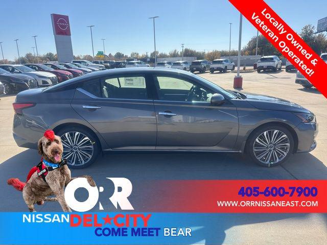 2025 Nissan Altima SL FWD