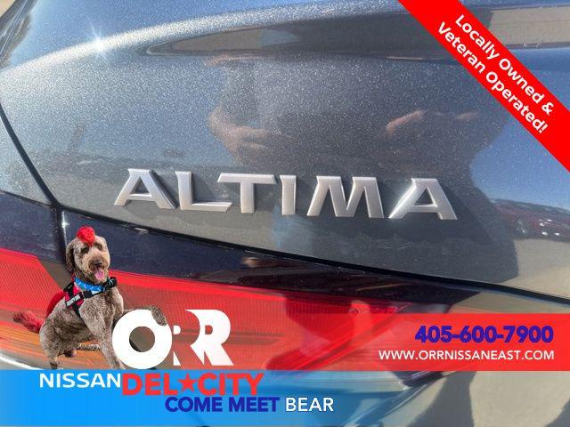 2025 Nissan Altima SL FWD