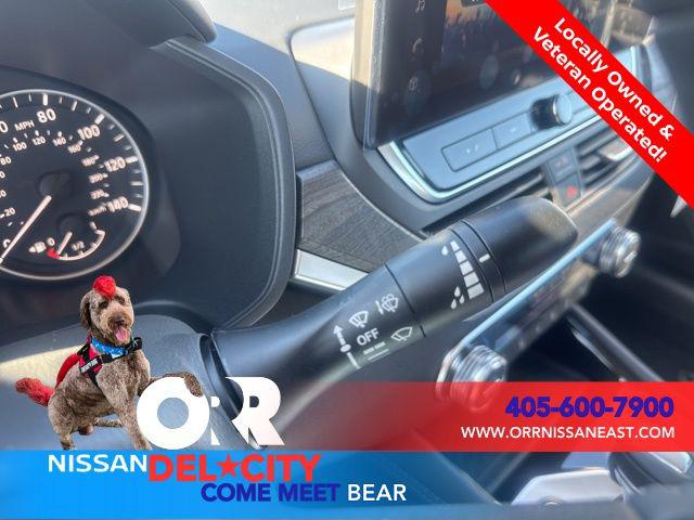 2025 Nissan Altima SL FWD