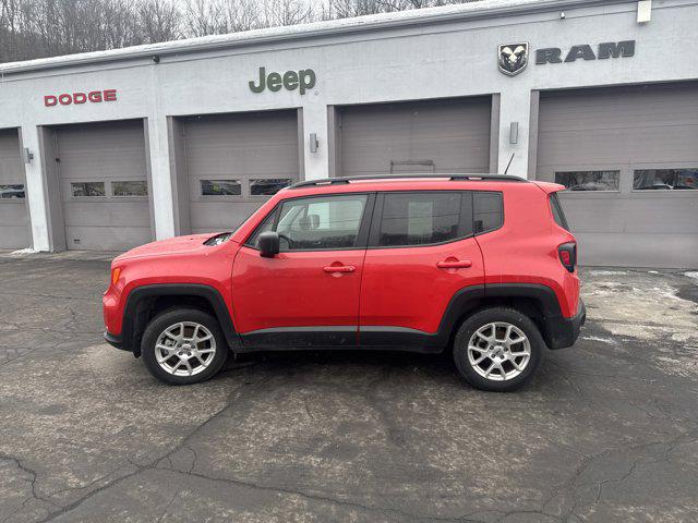 2022 Jeep Renegade Latitude 4x4 2022 Jeep Renegade Latitude 4x4