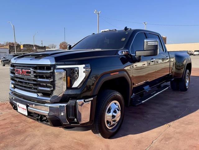 2025 GMC Sierra 3500HD 4WD Crew Cab Long Bed SLT
