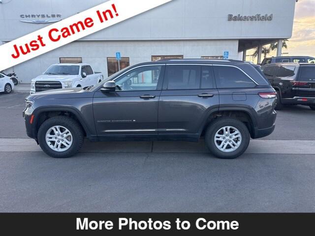 2023 Jeep Grand Cherokee Laredo 4x4