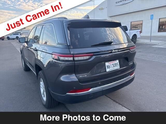 2023 Jeep Grand Cherokee Laredo 4x4