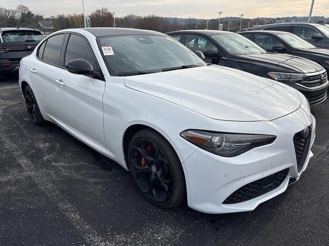 2019 Alfa Romeo Giulia Ti Sport AWD 2019 Alfa Romeo Giulia Ti Sport AWD