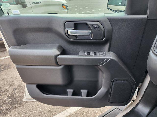 2026 Chevrolet Silverado 1500 4WD Crew Cab Short Bed Custom Trail Boss