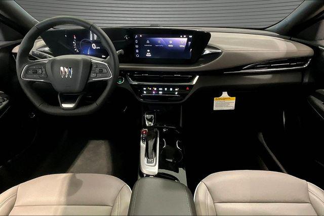 2026 Buick NV Avenir FWD
