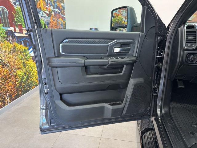 2026 Ram 3500 Big Horn Crew Cab 4x4 6'4" Box