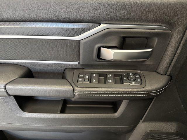 2026 Ram 3500 Big Horn Crew Cab 4x4 6'4" Box