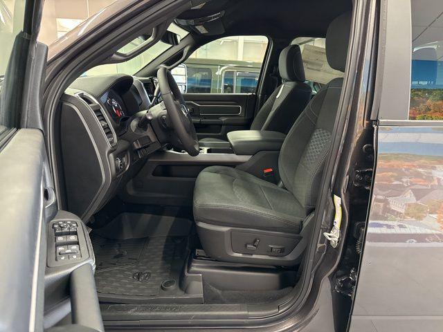 2026 Ram 3500 Big Horn Crew Cab 4x4 6'4" Box