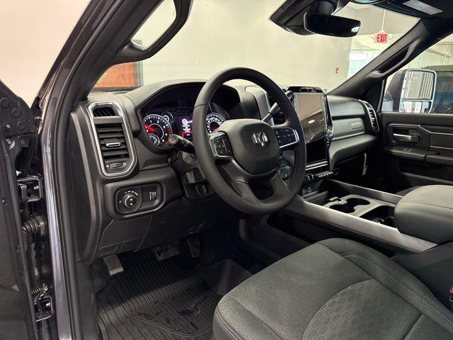 2026 Ram 3500 Big Horn Crew Cab 4x4 6'4" Box