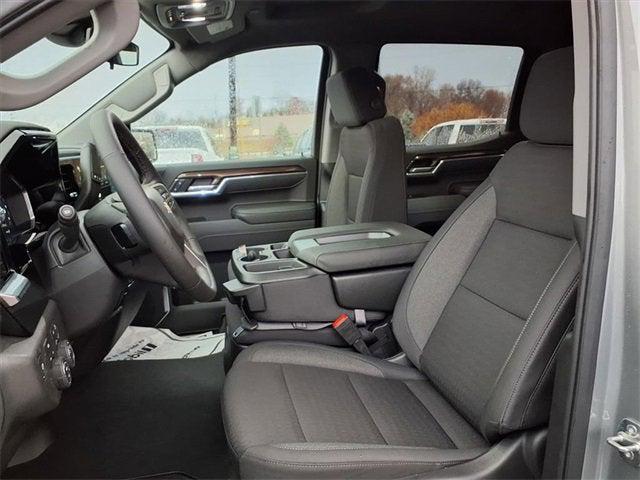2026 Chevrolet Silverado 1500 4WD Crew Cab Standard Bed LT